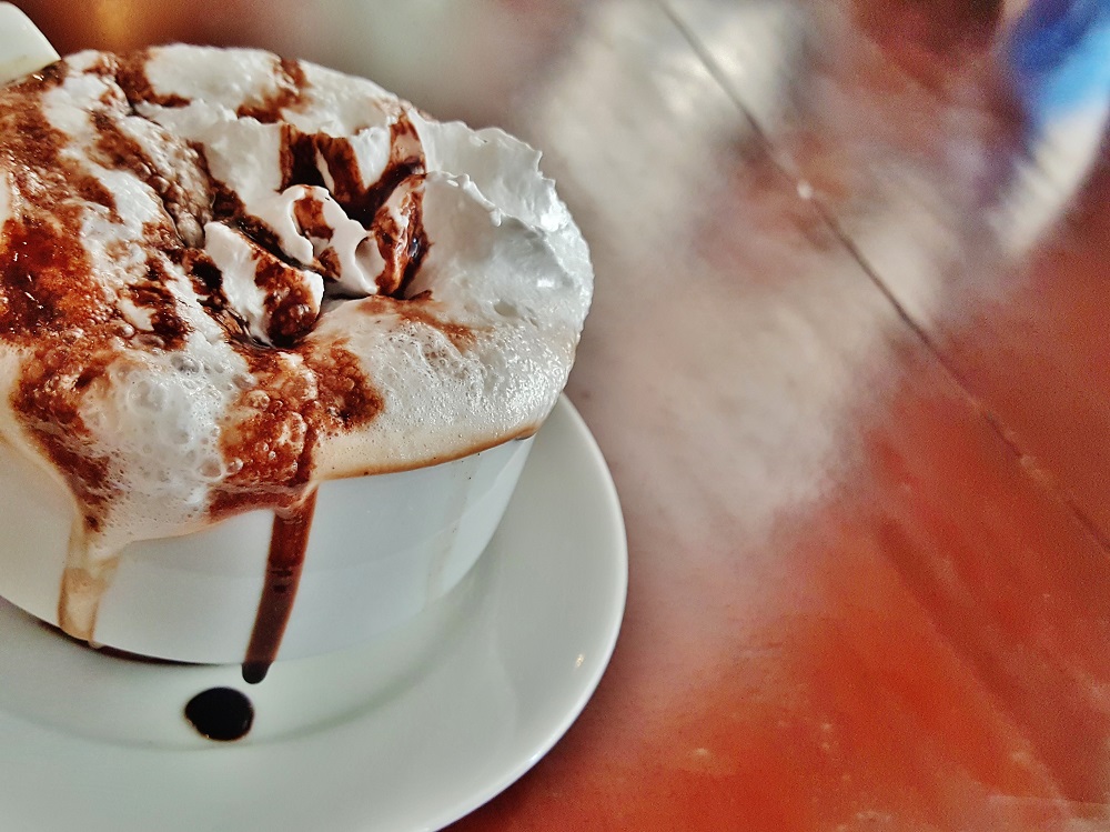 Book Latté Home Facebook