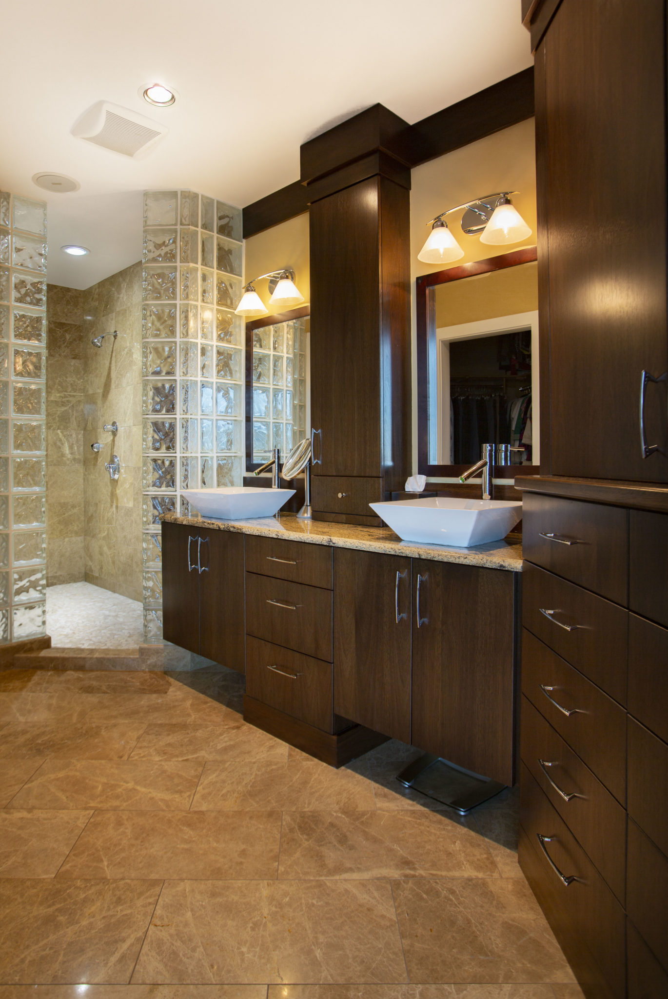 VISTAS on the JAMES INSPIRED DOWNTOWN LIVING 619,500 — Andrea Levine