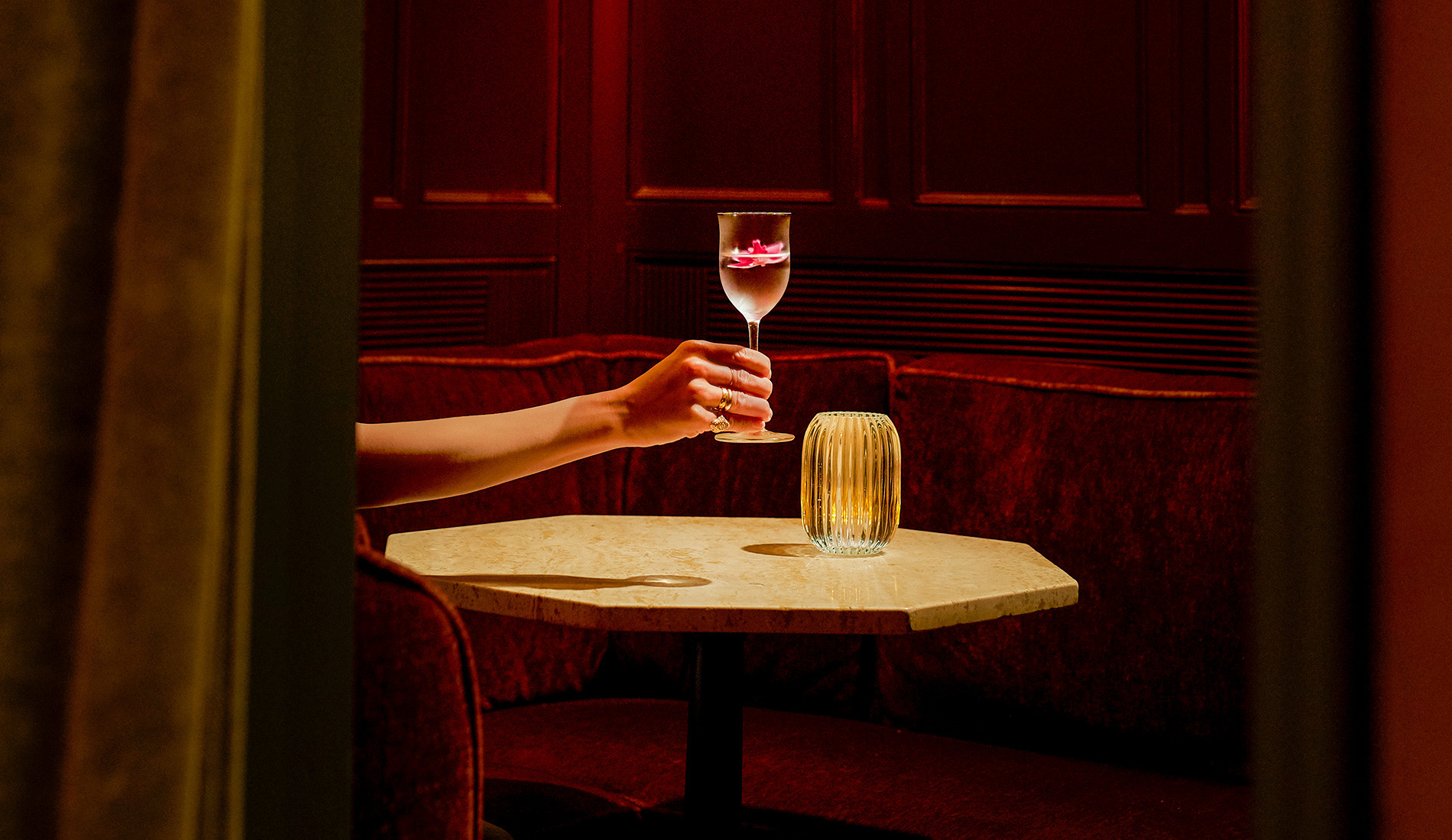 An Insider’s Guide to Manhattan Cocktail Bars Andrew Harper