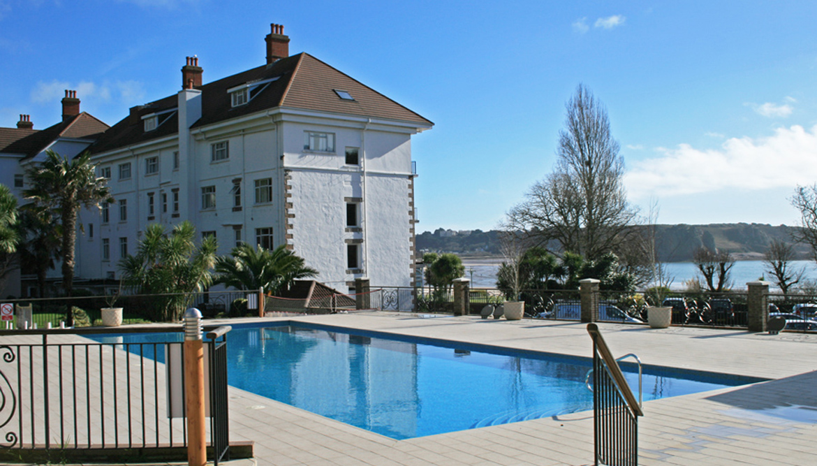 2020 Jersey Midweek Break, 4* St Brelade’s Bay Hotel Andrew Robson