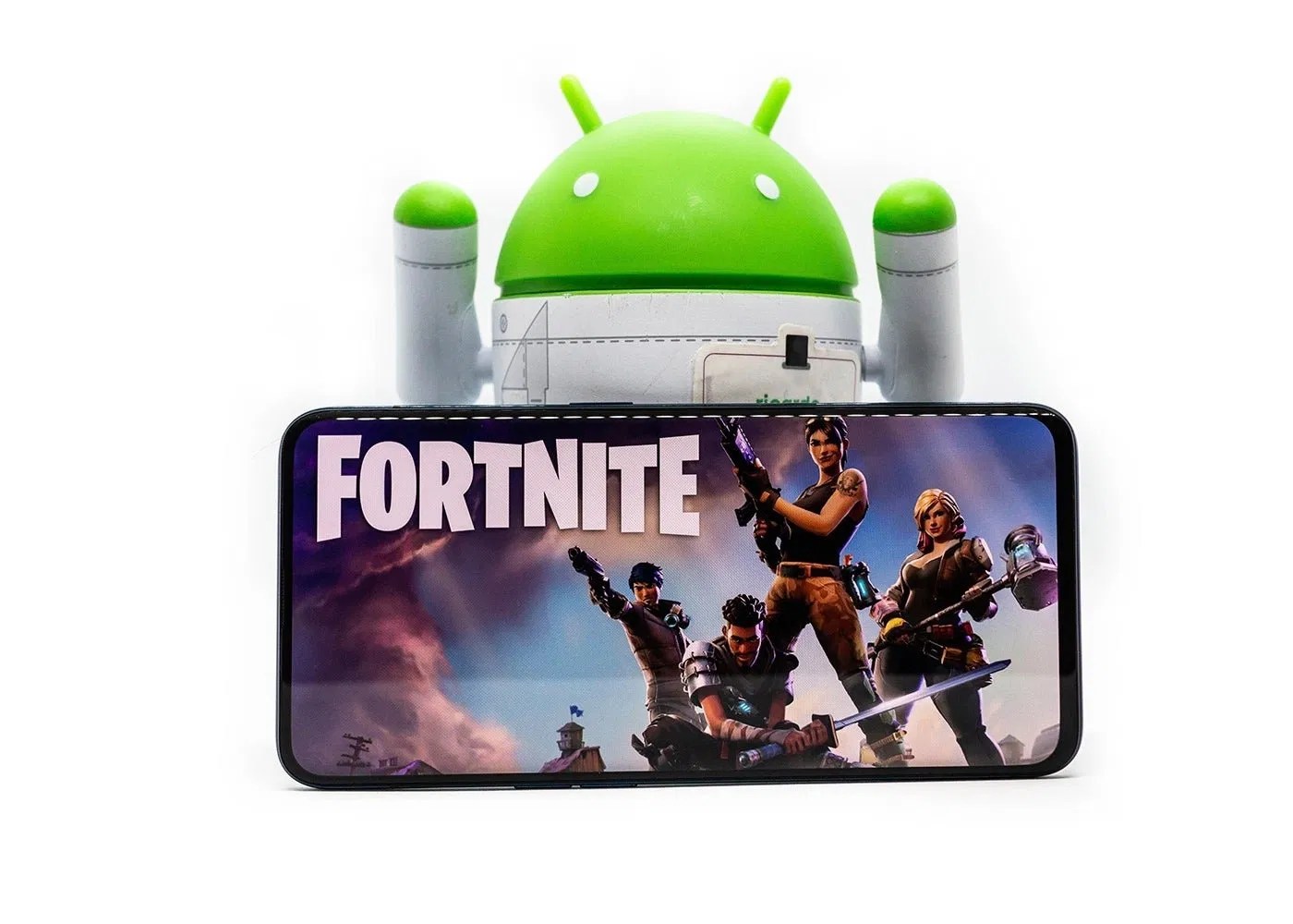 El CEO de Epic Games carga contra Android “es un falso