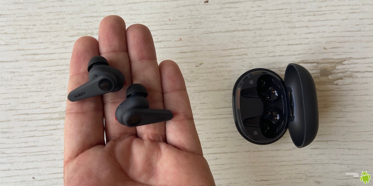 How to clean mobile headphones GEARRICE