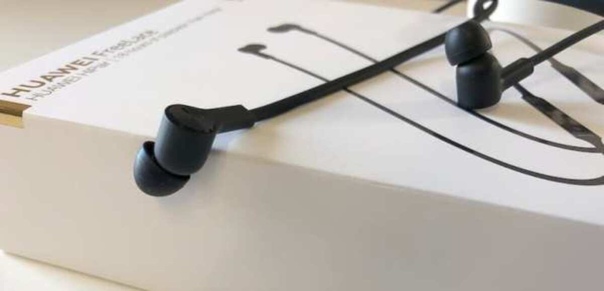 How to clean mobile headphones Gearrice