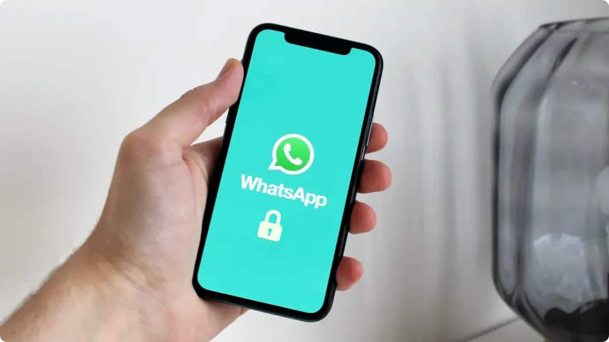 How to put password in WhatsApp l All Android Gearrice