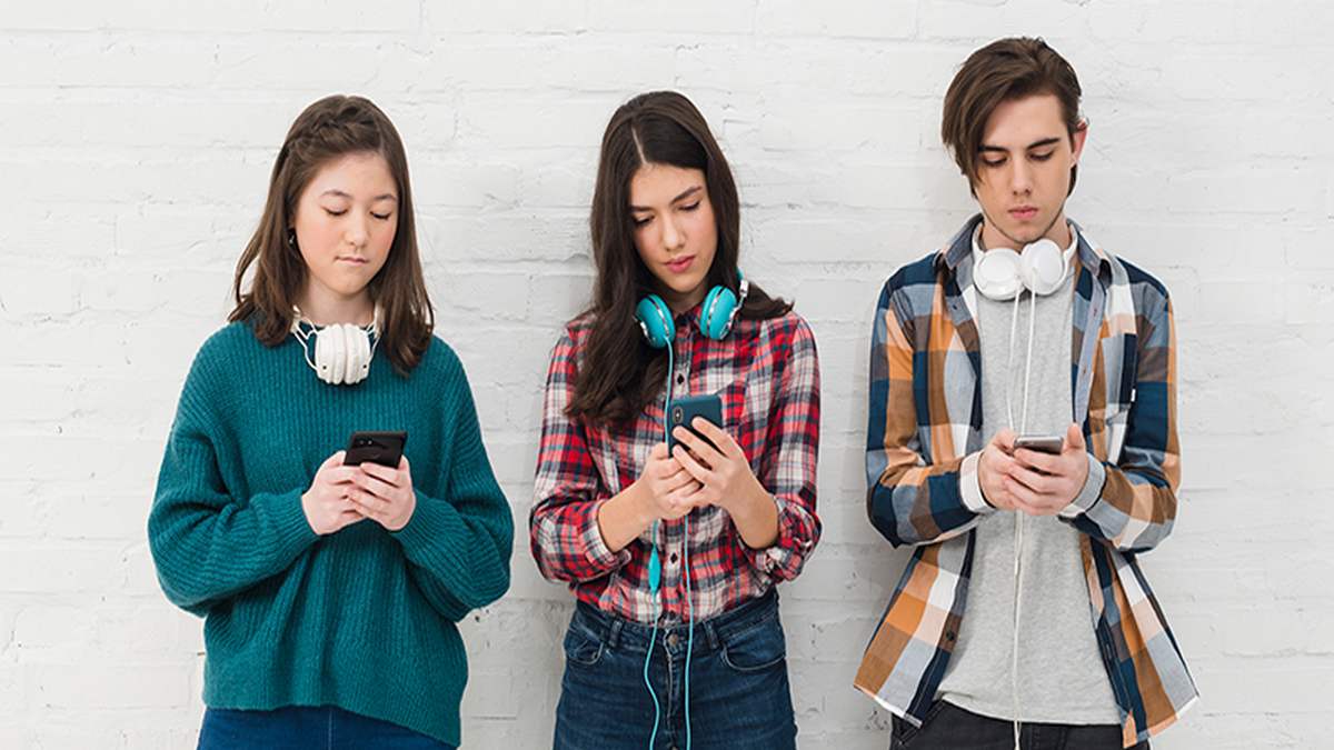 The Best Child Tracker App For Your Child's Online Safety