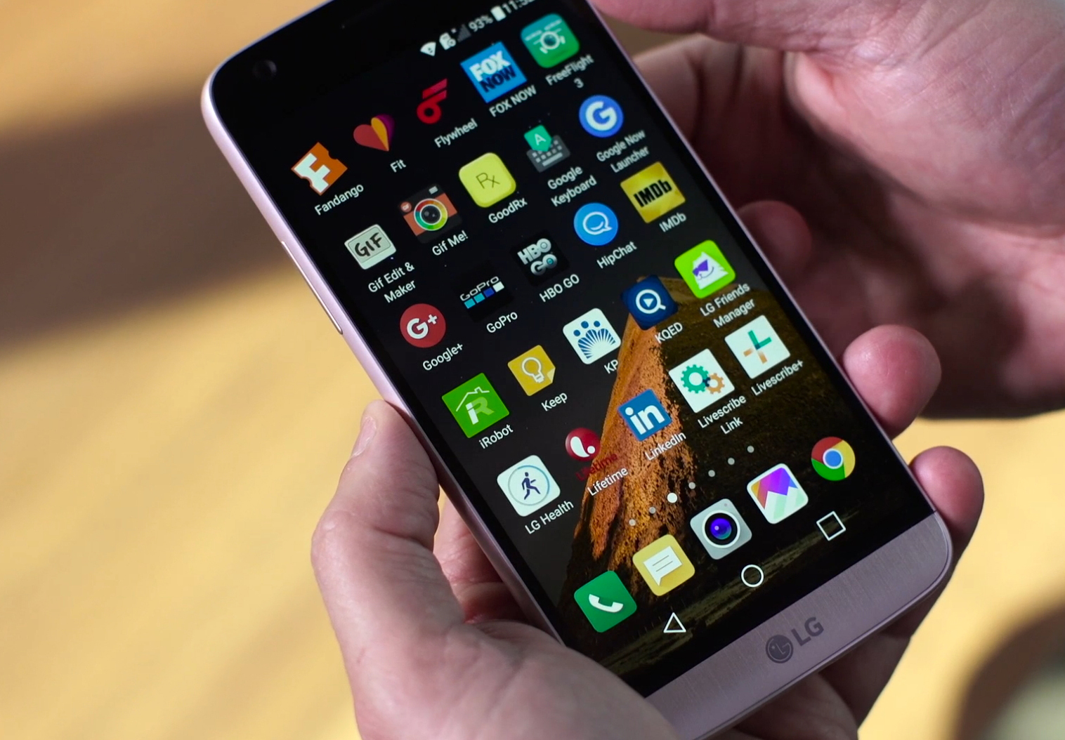 Android Flagship How to Organize Apps on your LG G5 Home Screen
