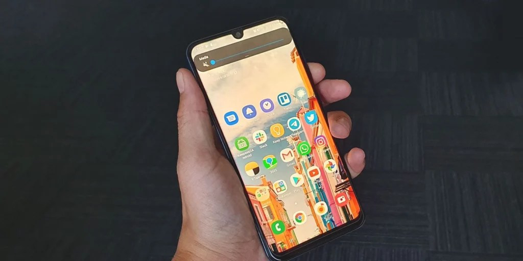 How to fix a cell phone that says Emergency Calls Only AndroidSRC