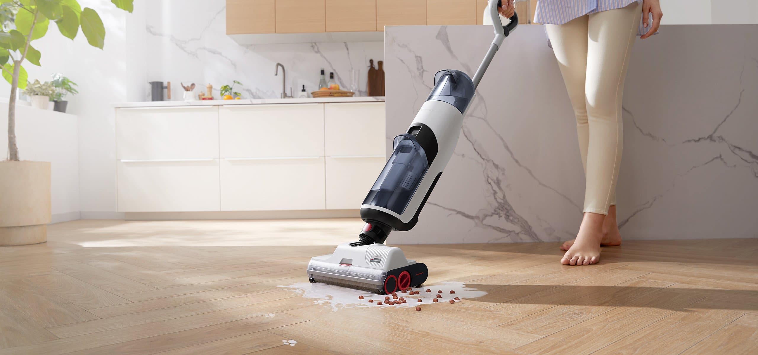 Roborock Dyad Wet and Dry Cordless Vacuum Cleaner now for 399