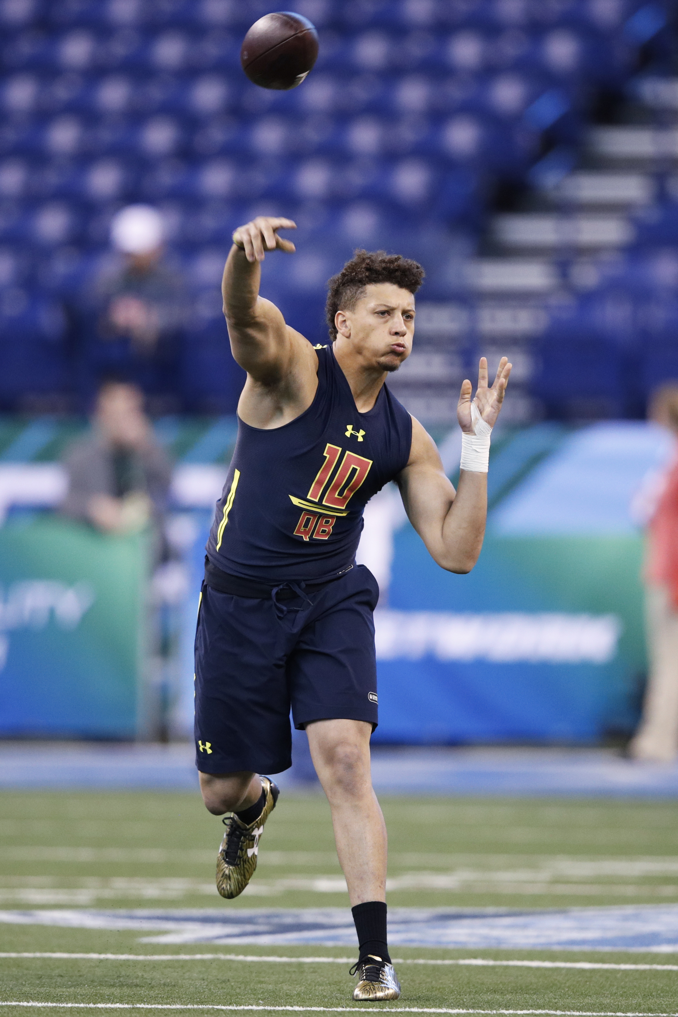 Kansas City Chiefs trade up to draft Texas Tech quarterback Patrick