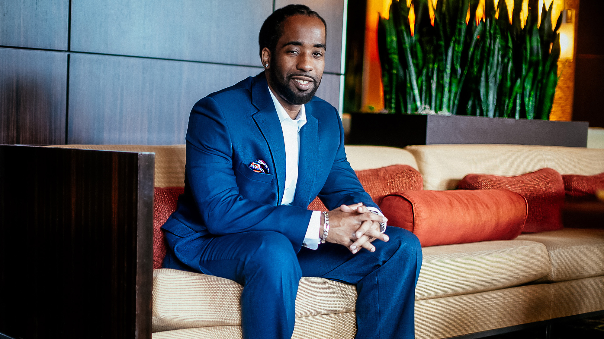 Meet motivator, author and life/relationship coach Stephan Labossiere