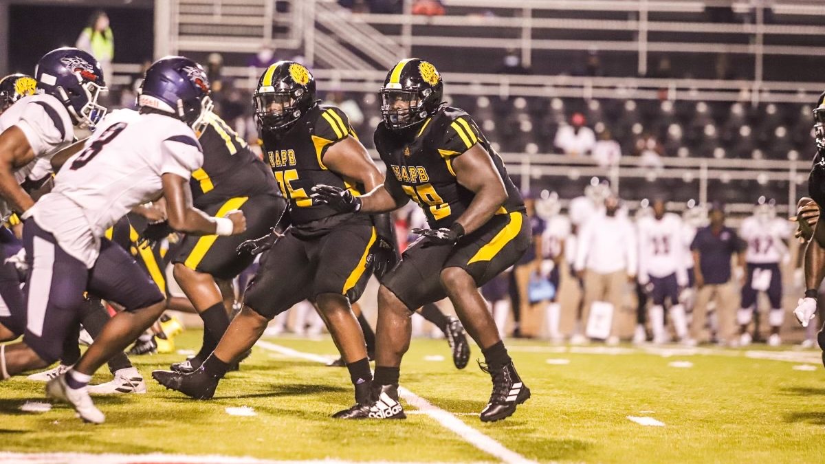 Past adversity drives ArkansasPine Bluff’s Mark Evans II toward NFL