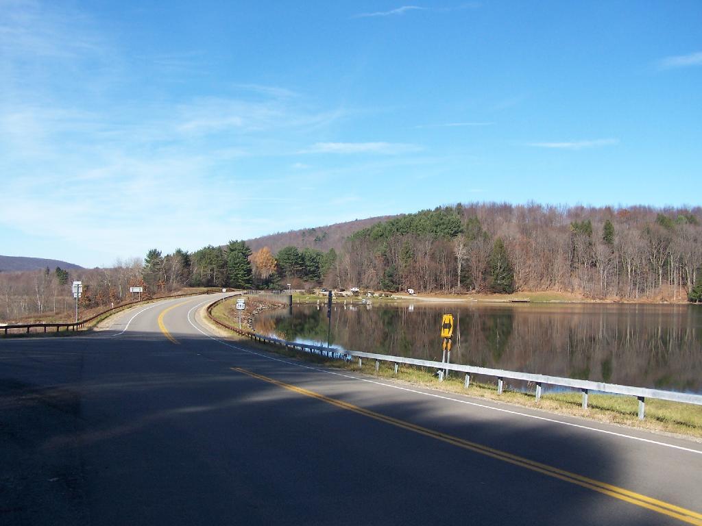 Photo Beautiful Quaker Lake Bath House Andy
