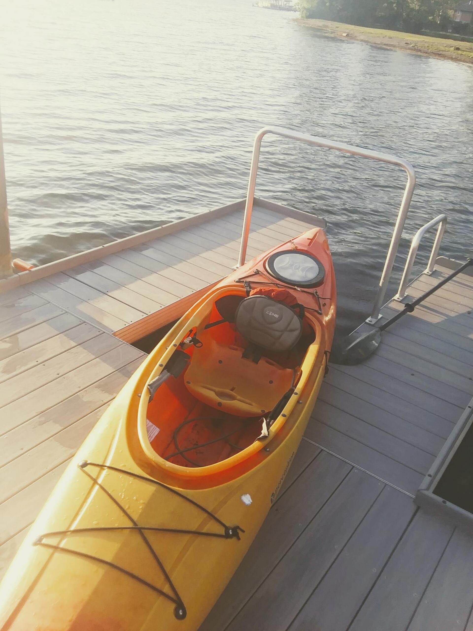 Photo The Watkins Glen boat launch is shallow but pretty nice kayak