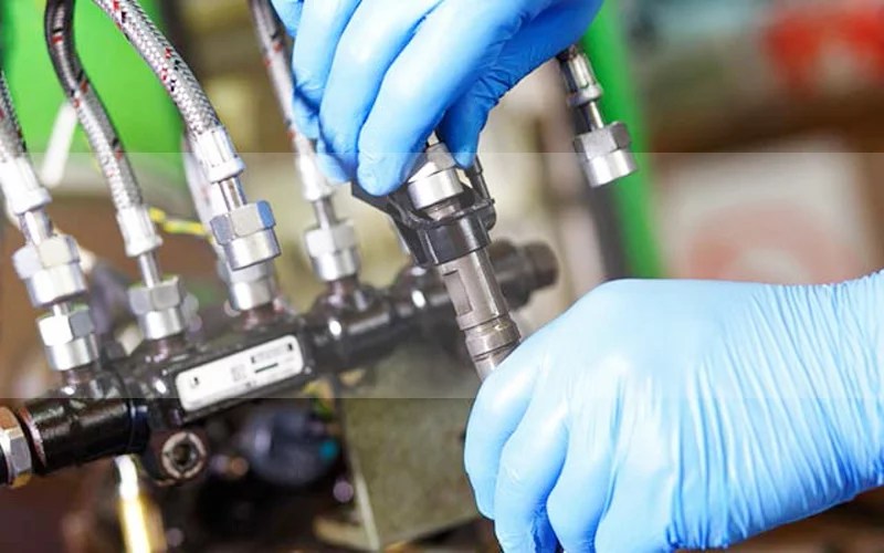 How to Use Fuel Injector Cleaner? Step By Step Complete Guide A New