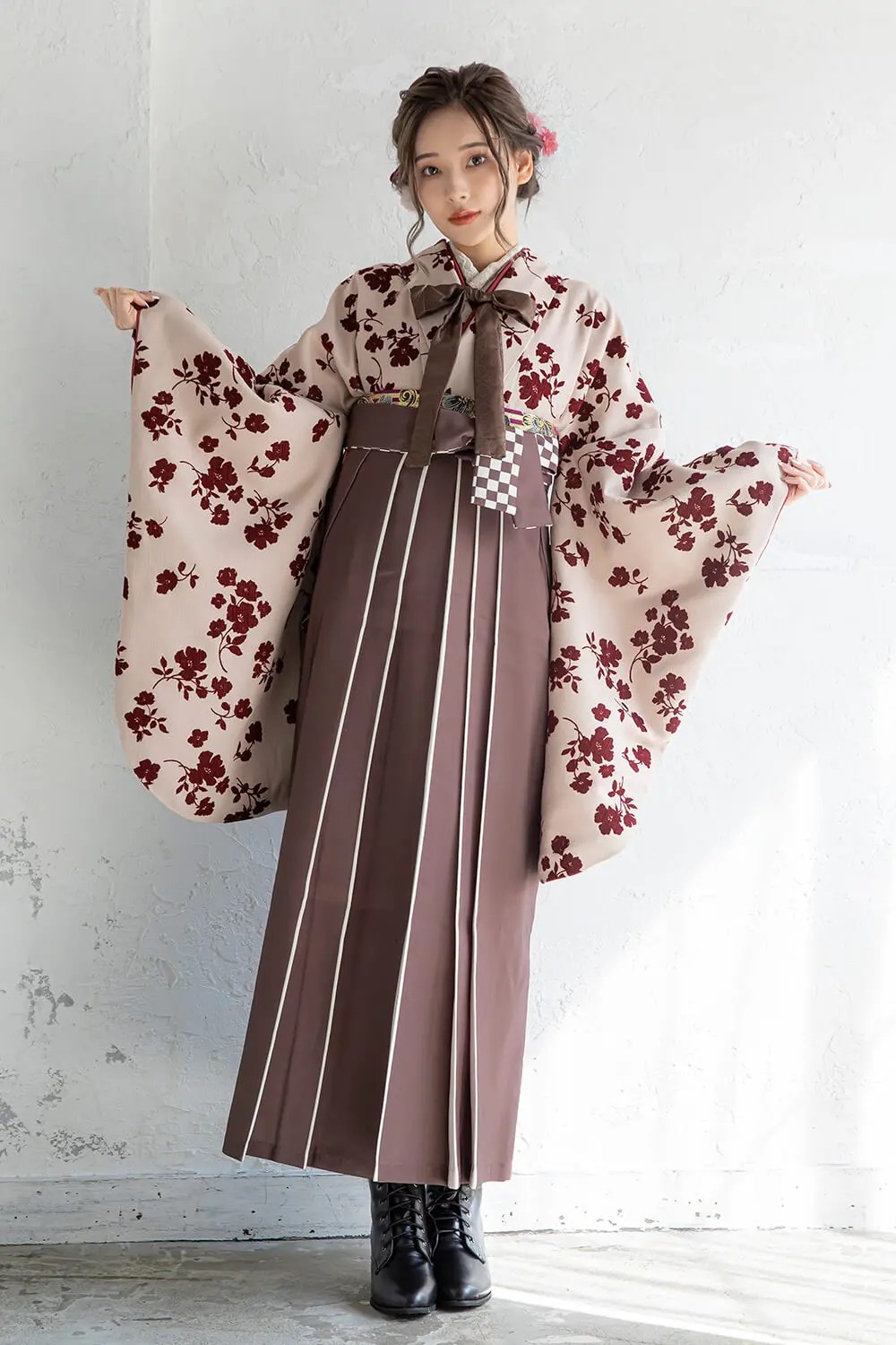 名古屋の袴レンタルで人気のデザイン！クール系が断然人気!?