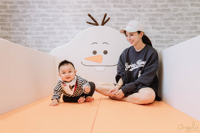 爆可愛！韓國ALZiPmat DISNEY聯名系列：多功能圍欄沙發床 ＆多功能摺疊地墊