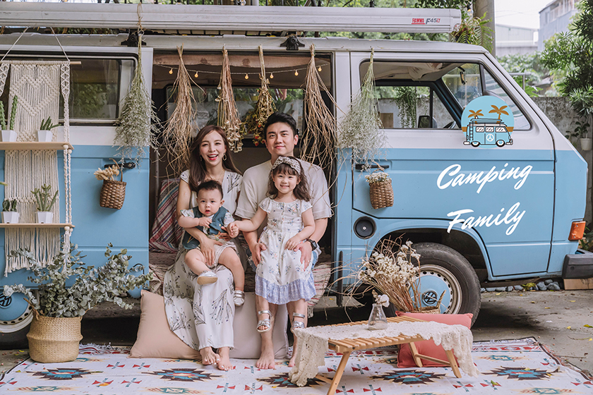 【家庭寫真】浪漫又充滿波希米亞風的露營車戶外寫真～邊玩邊拍的自然風格
