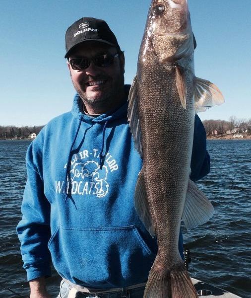 Brainerd (MN) Fishing Report + Bonus Recipe Nate Berg AnglingBuzz