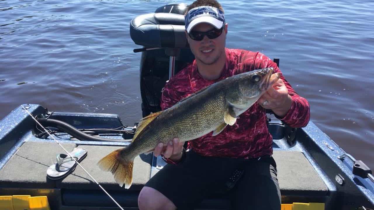Lake Winnebago & Wolf River (WI) Fishing Report Mark Schram