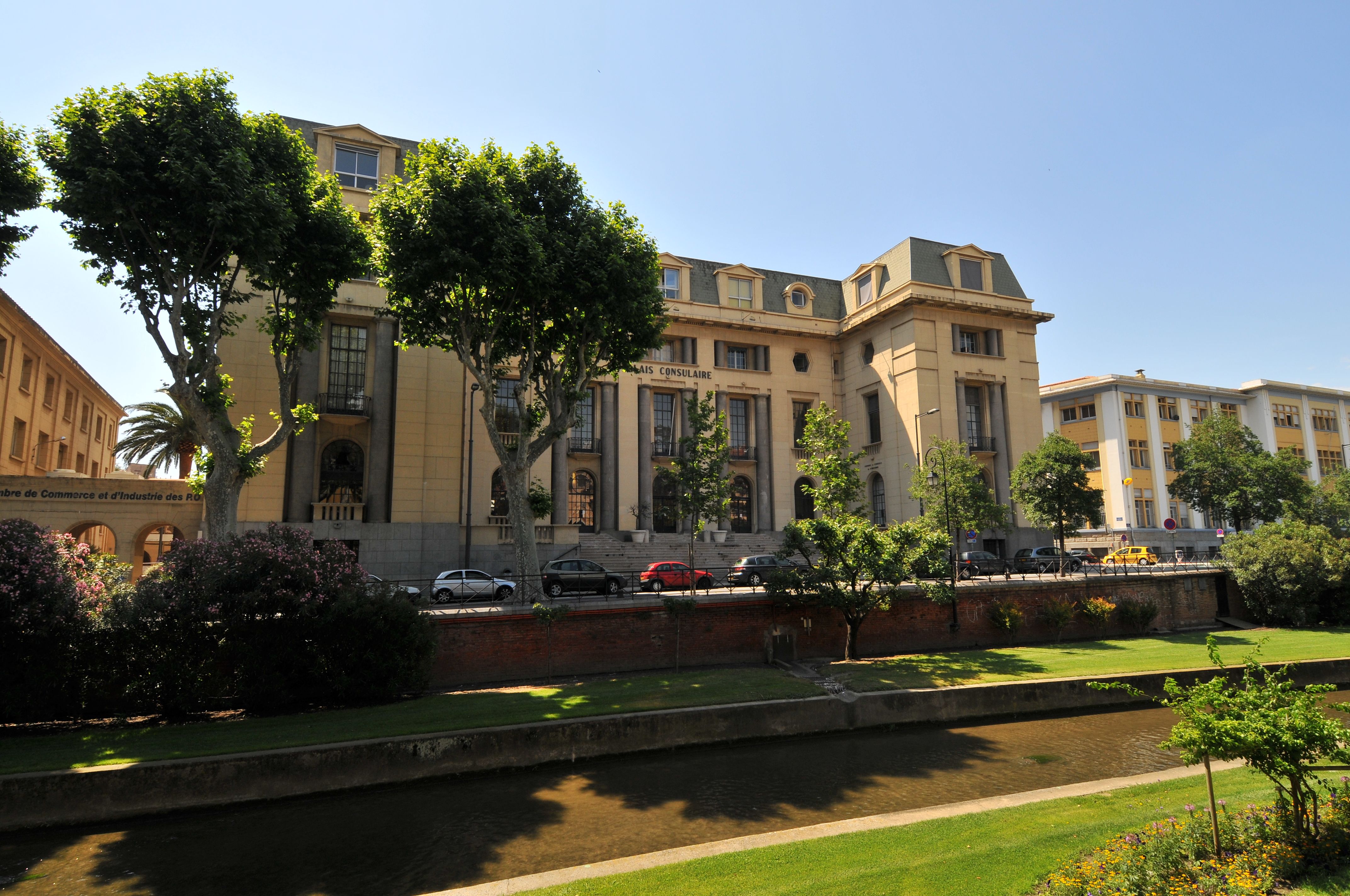 What are the Chambre du Commerce & Chambre des Métiers? PO Life