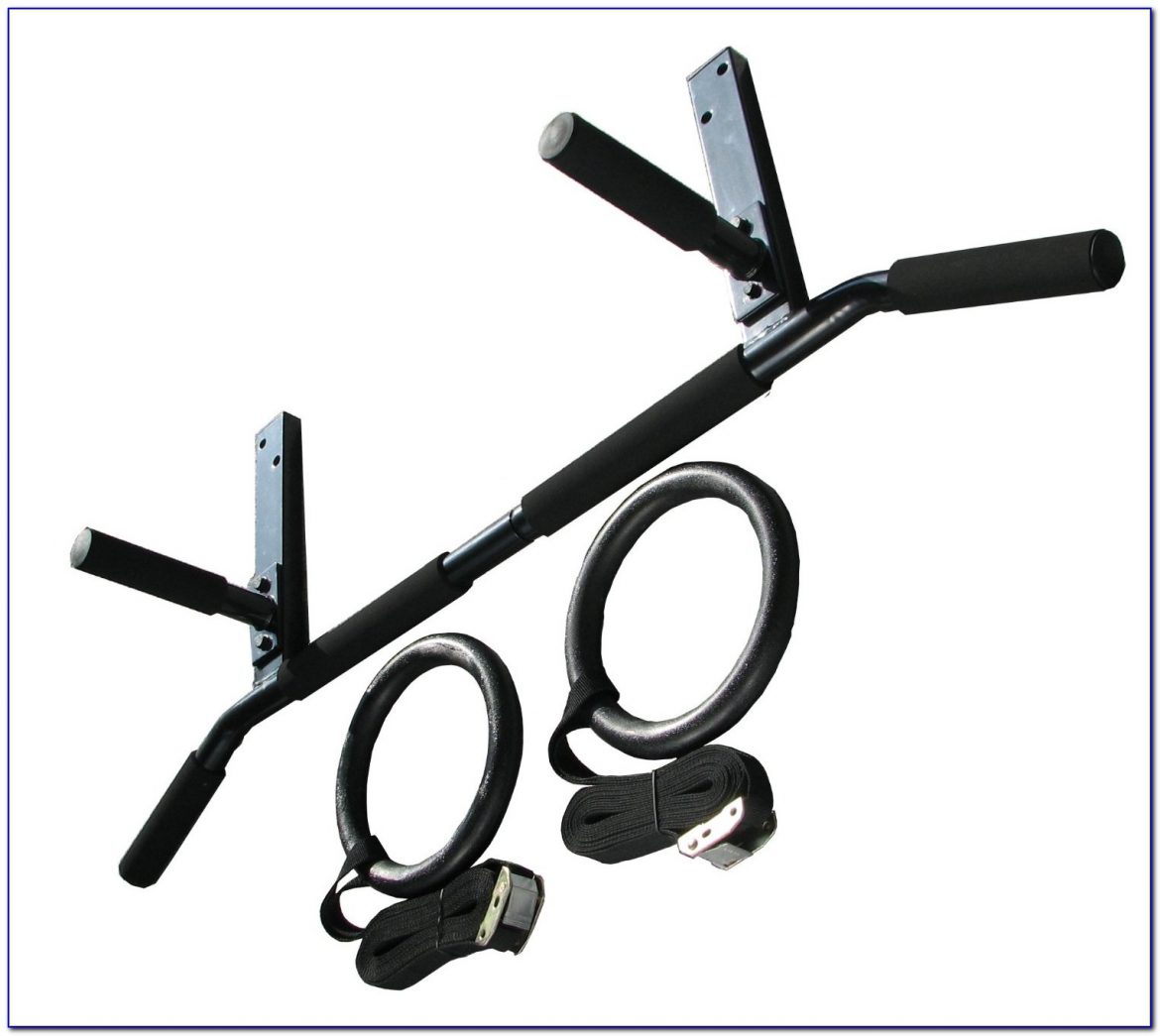 Ceiling Mounted Pull Up Bar With Neutral Grips