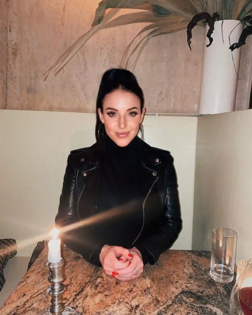 Angela White Husband, Old?, Bio, Boyfriend, Age, Biography, Married