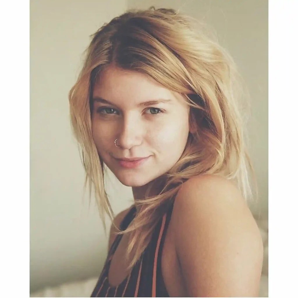 Arya Fae Wiki, Age, Biography, Bio, Husband, Boyfriend, Height, Real Name,