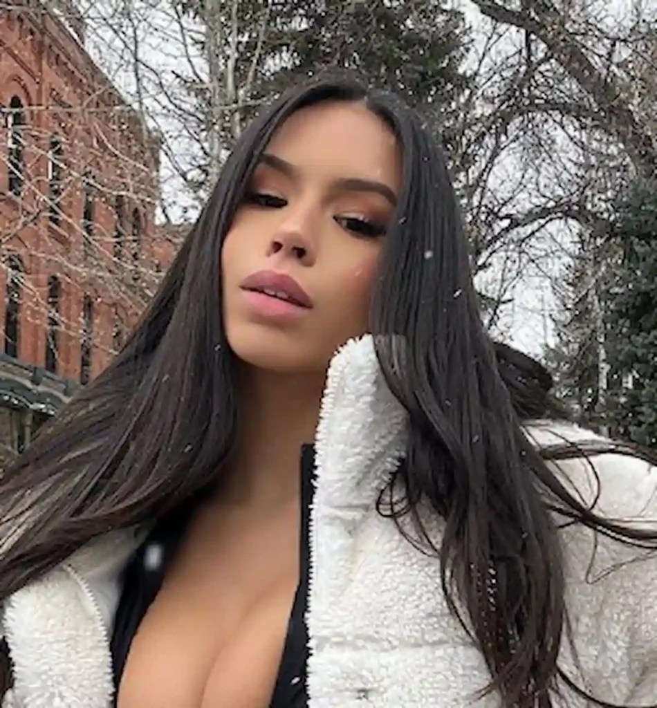 Autumn Falls Bio, Husband, Wiki, Age, Boyfriend, Biography, Wikipedia