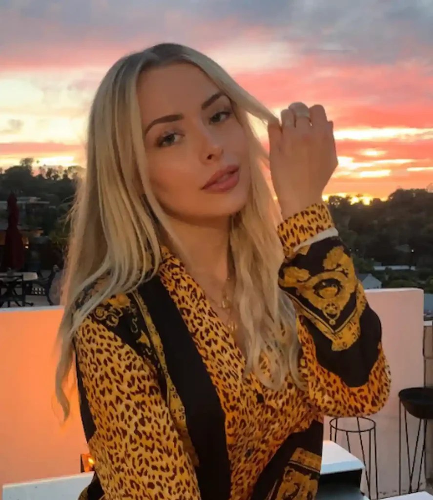 Corinna Kopf Bio, Age, Net Worth (2023) Wikipedia, Biography, Boyfriend