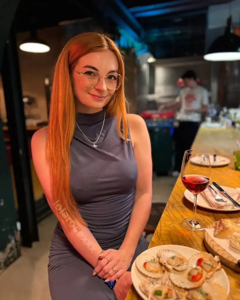 Lola Rose Bio, Age, Wiki, Net Worth, Husband, Weight, Earning