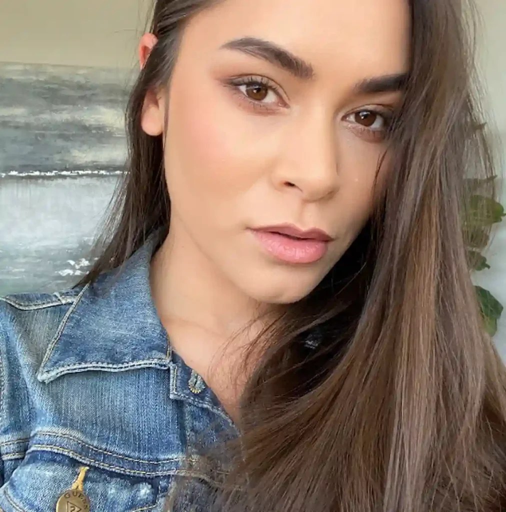 Meana Wolf Bio, Age, Wiki, Husband, Married, Net Worth, Wikipedia