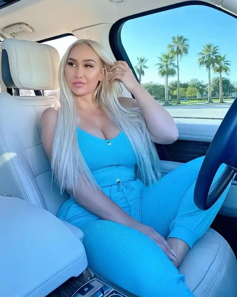 Nina Kayy Bio, Age, Wiki, Net Worth, Married? Husband, Wikipedia