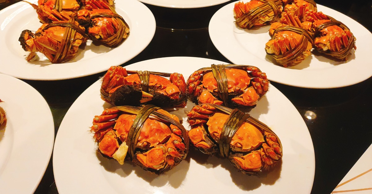 【台北美食】君品酒店雲軒西餐廳。秋季限定大閘蟹盛宴！每人1480現點現蒸大閘蟹4隻、繽紛沙拉吧吃到飽