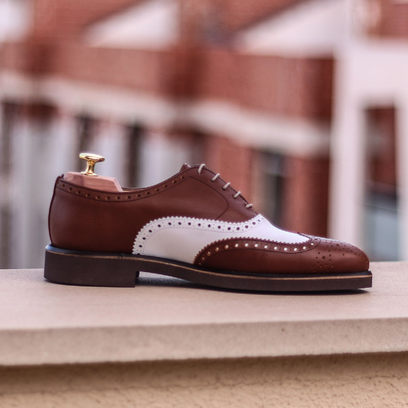 Full Brogue med brown box calf, white box calf Animas Code