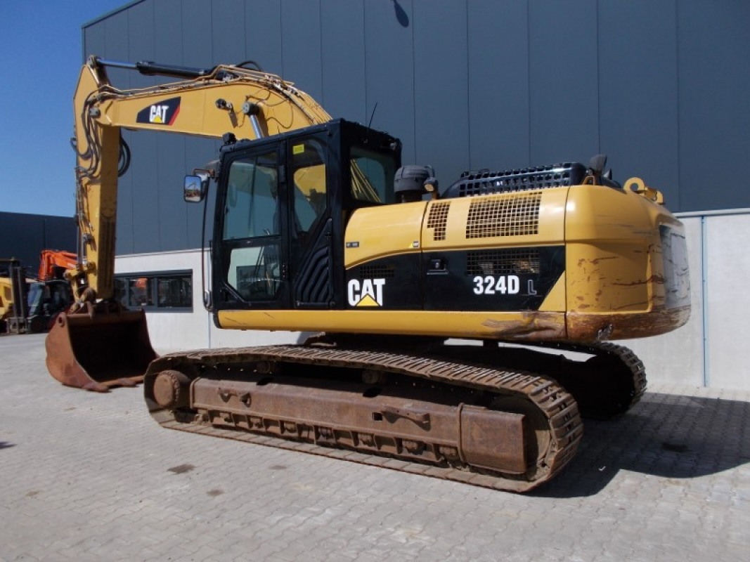 Caterpillar 324DL Netherlands Kitmondo
