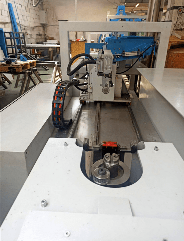 Unknown Automatic 3D wire bender Poland Kitmondo