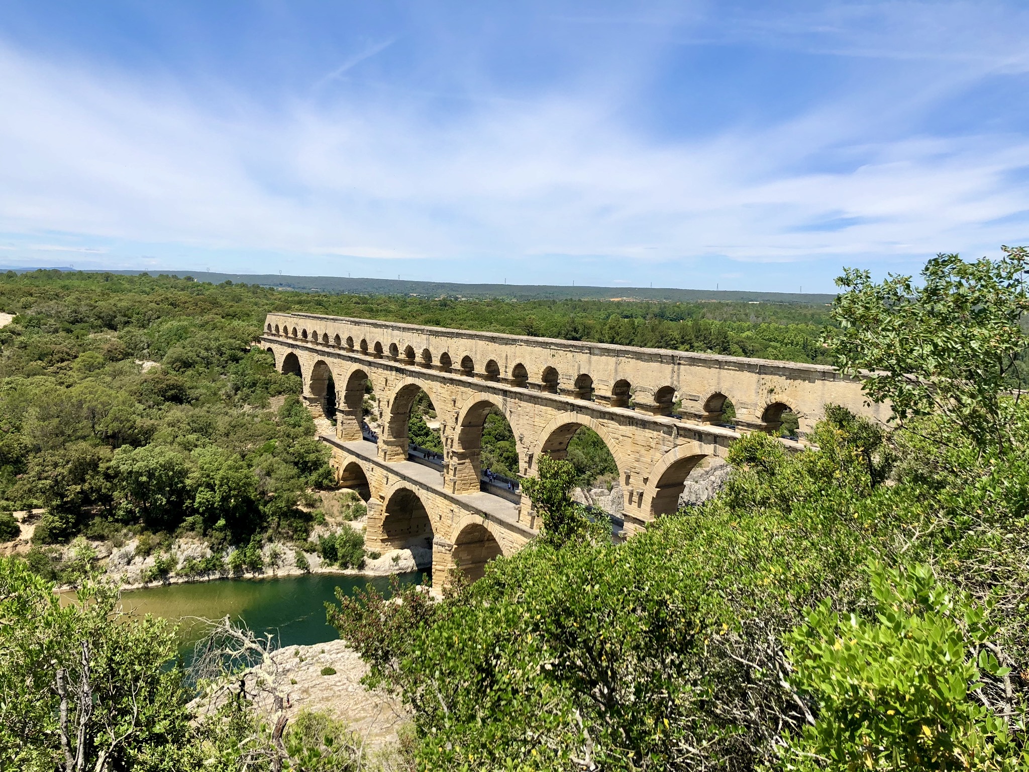 Découverte du PontduGard, Uzès Gard (30) France Anna & Aka