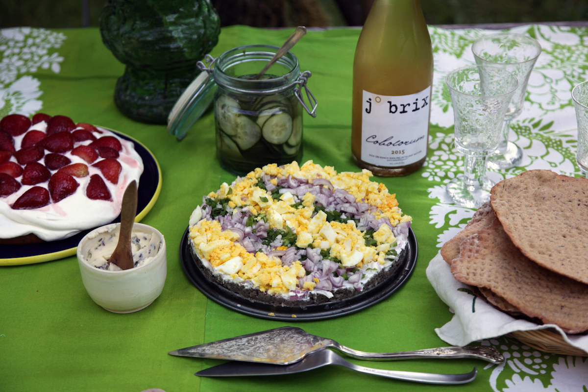 Silltårta // Pickled Herring Cake