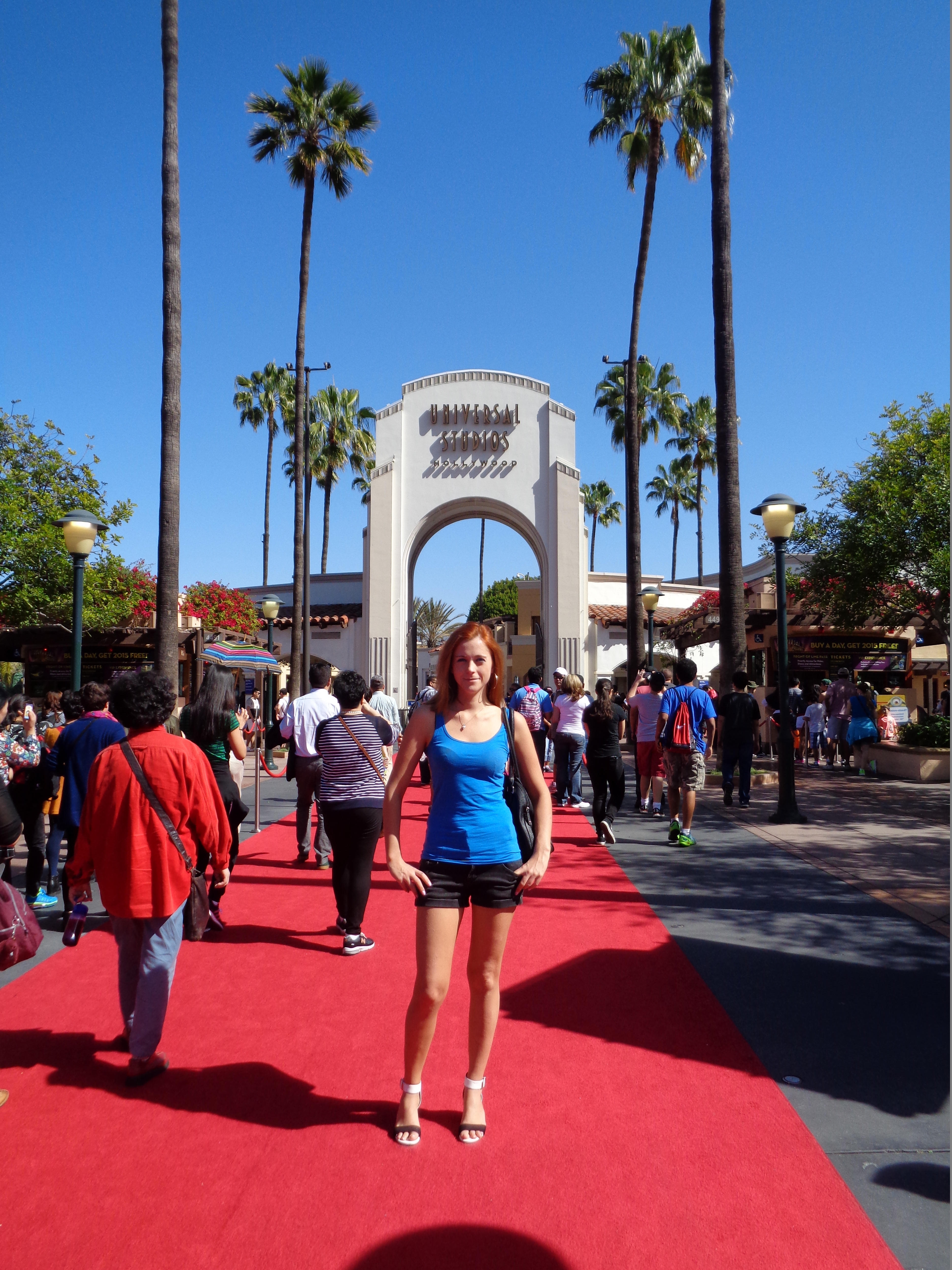 Warner Bros vs Universal Studios Which One To Visit