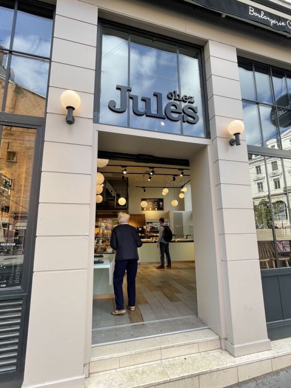 Breakfast and St. Antoine Market in Lyon