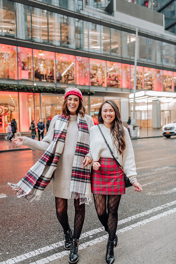 PLANNING YOUR CHRISTMAS TRIP TO NEW YORK CITY... Annie Mescall