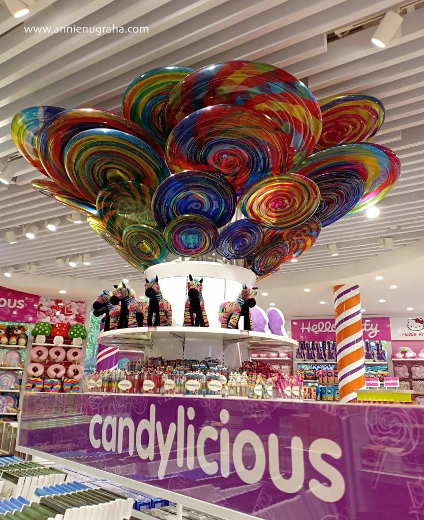 Candylicious Bali. Surga Penggemar Permen Dan Coklat Di Beachwalk, Bali - Annie Nugraha