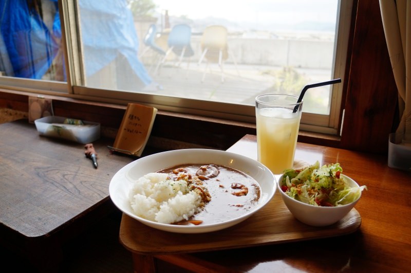 [香川] 直島 溫馨臨海咖啡屋 cafe konichiwa カフェ コンニチハ