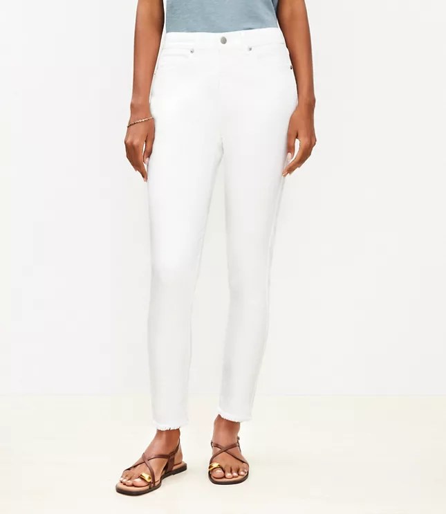 Petite Curvy High Rise Frayed Skinny Jeans in White