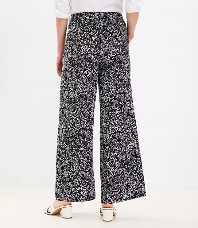 Fluid Wide Leg Pants in Garden Print