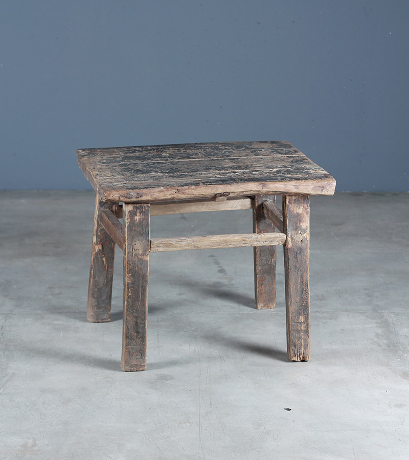 5235 Small table Annuzza