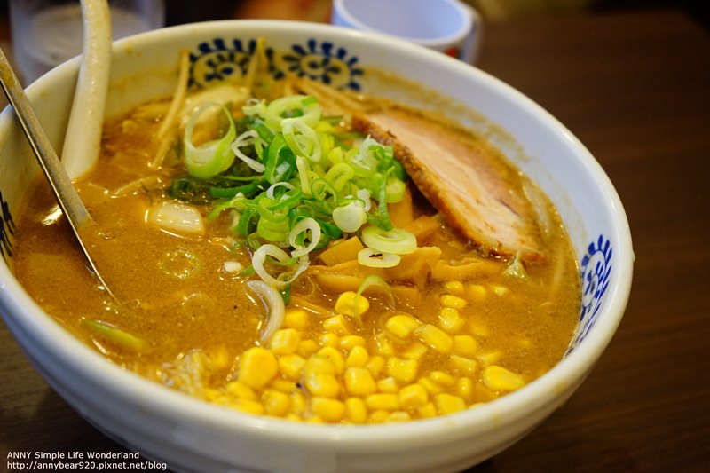 【沖繩】國際通必吃 味之時計台 北海道人氣拉麵 ♥ 濃郁系豚骨味噌湯超好喝