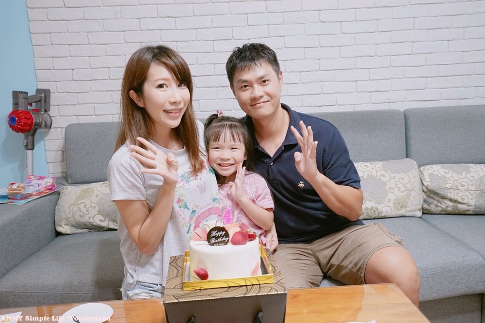 【育兒生活】小波妞 四歲生日快樂 ♥ 一起體會生活的酸甜苦辣