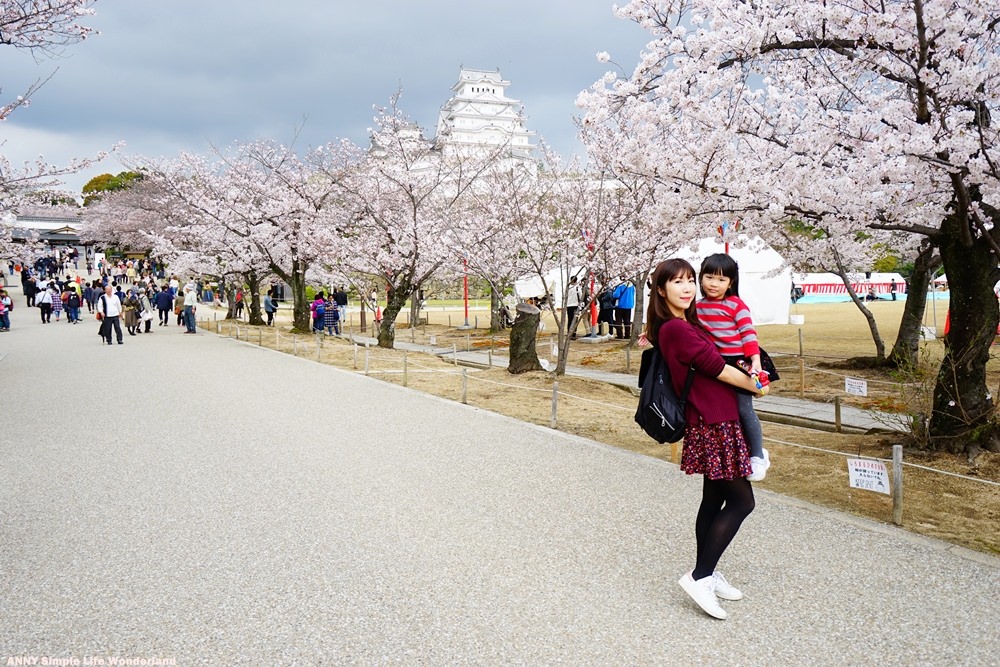【京阪自由行】姬路城賞櫻 交通、天守閣 ♥ 世界遺產的美麗白城　