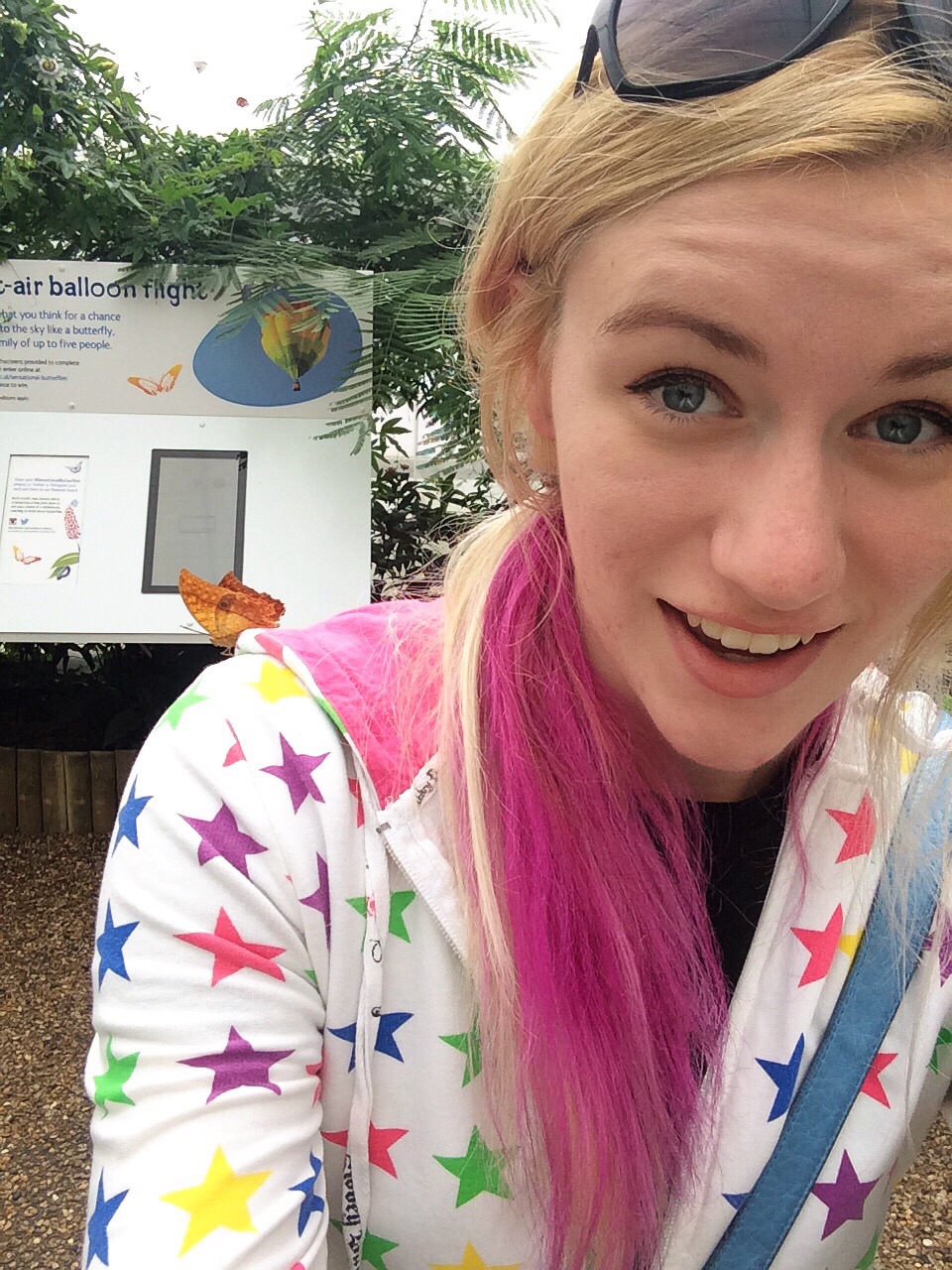The Importance of Being Earnest, Cambridge, and The V&A (London days 8